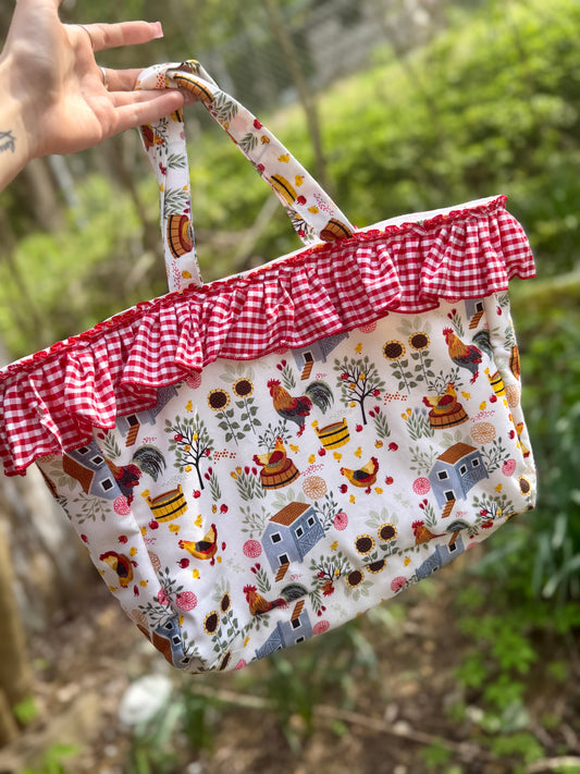 Farm style tote